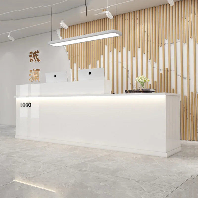 Banque d'Accueil "L'Égérie" – Le Design au Service de votre Image